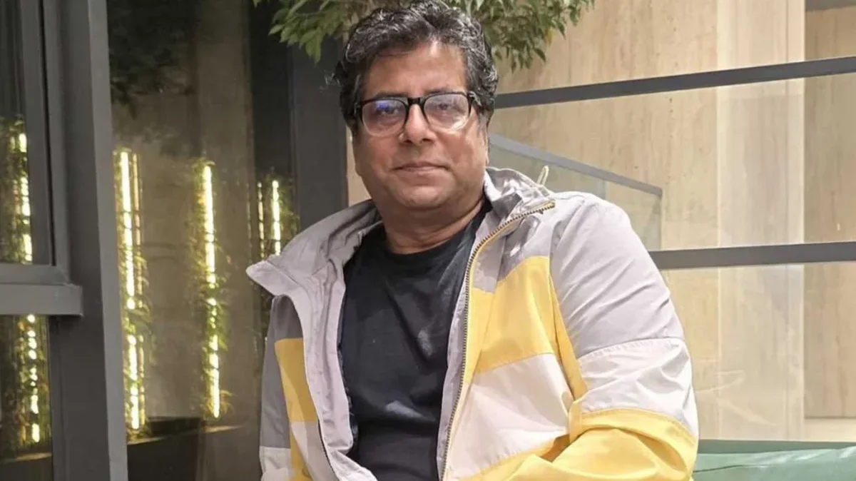 ‘সরকারবিরোধী বক্তব্যের’ অভিযোগে সাংবাদিক আনিস আলমগীর গ্রেপ্তার