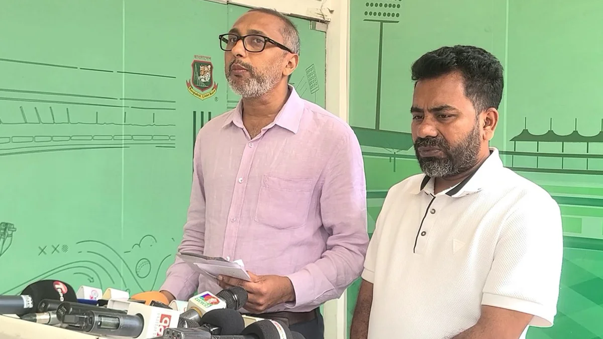 প্রহসনের নির্বাচনের অভিযোগে আরও এক প্রার্থীর সরে দাঁড়ালেন