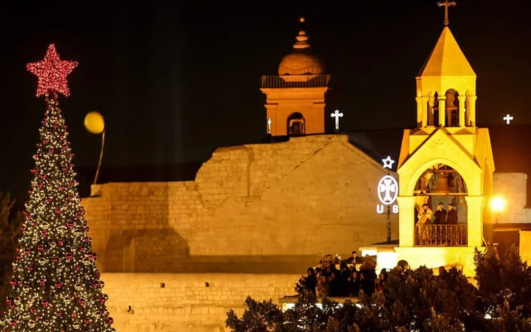 বেথলেহেমে দুই বছর পর জ্বলে উঠল বড়দিনের আলো