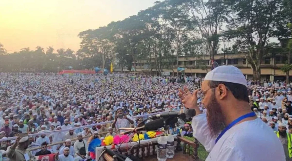 বিএনপি ক্ষমতায় গেলে সুন্দরী নারীরা রাস্তায় বের হতে পারবে না: ফয়জুল করিম