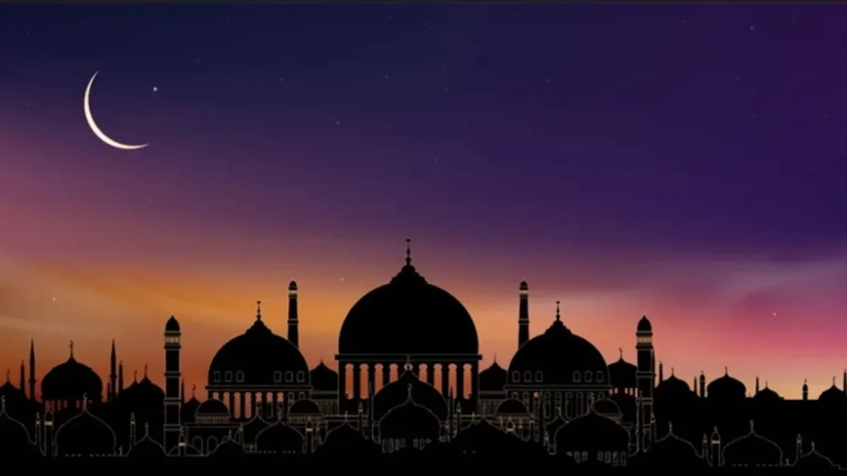 আনন্দের আবহে উৎসব, বৃষ্টির শঙ্কা ও বাড়তি নিরাপত্তা