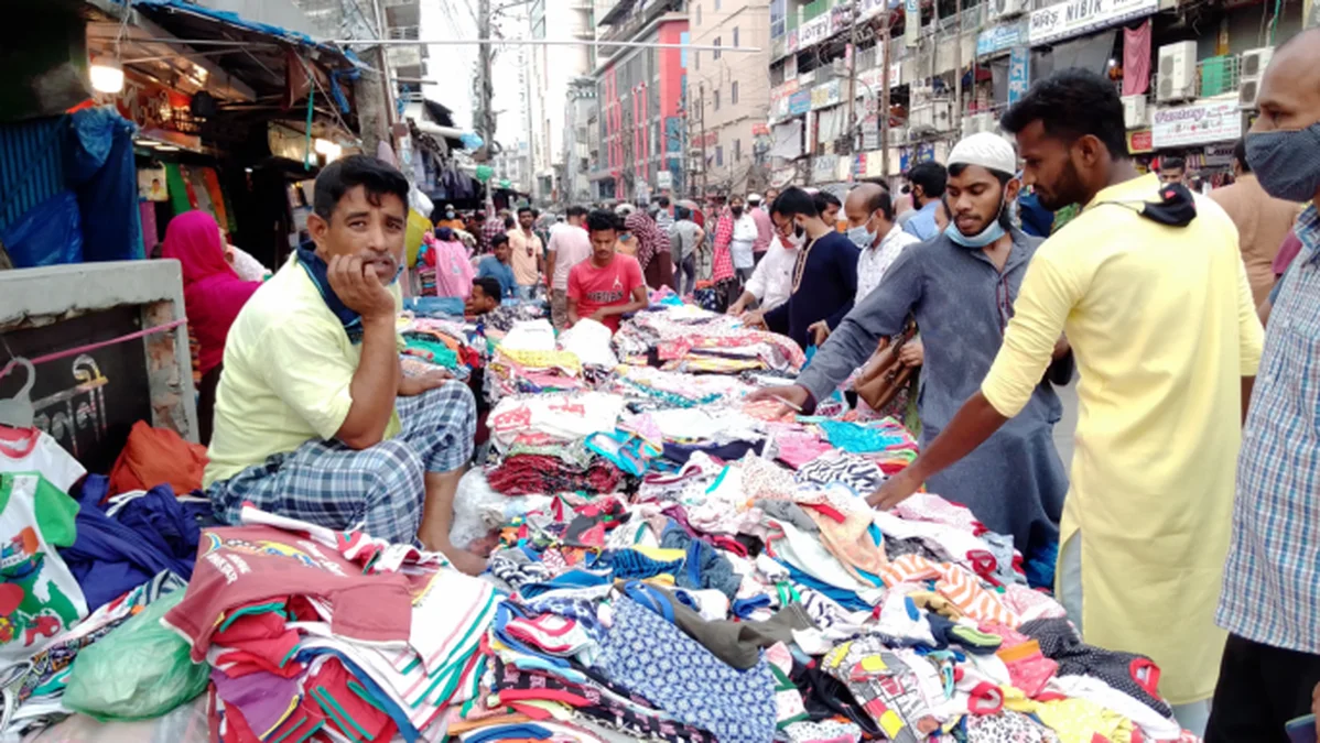 ফুটপাত-সড়ক থেকে অবৈধ স্থাপনা সরাতে ডিএমপির আল্টিমেটাম