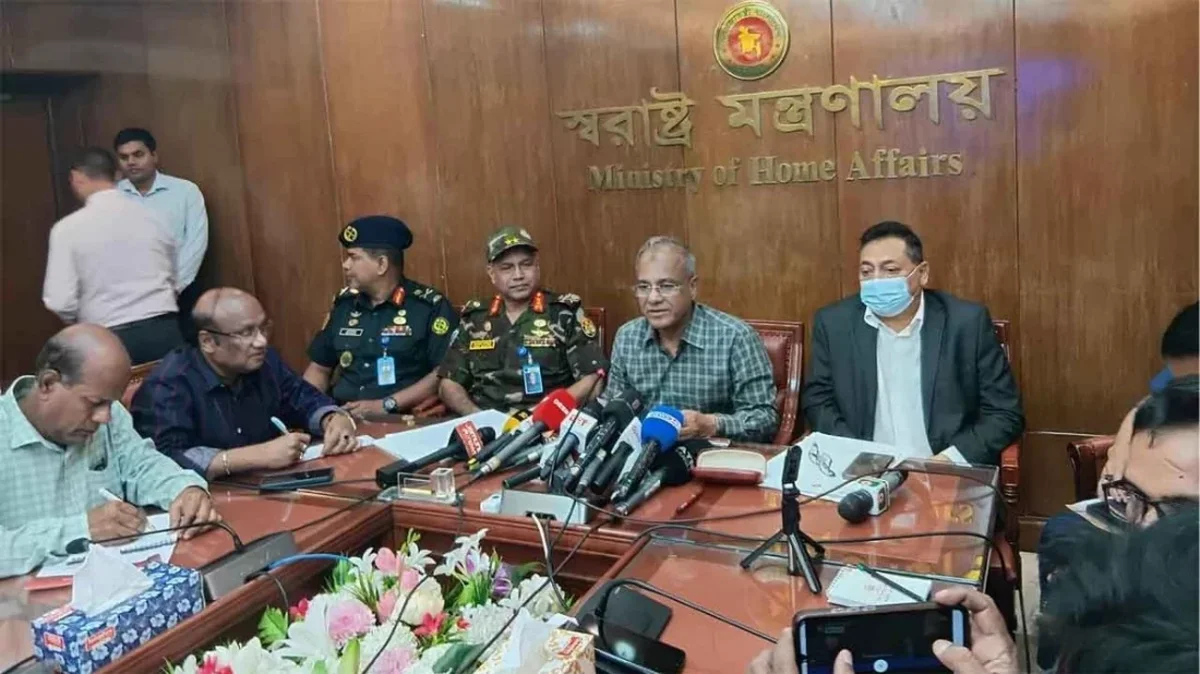 প্যাট্রোলিং জোরদার, সশস্ত্র বাহিনীর কর্মকর্তাদের ম্যাজিস্ট্রেসি ক্ষমতা আরও বাড়াল সরকার