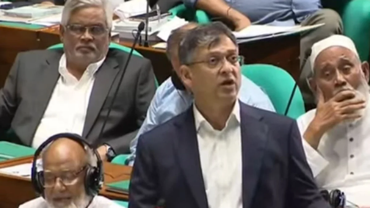 সংবিধান সংস্কার পরিষদ গঠন আদেশকে অন্তর্বর্তী সরকারের ‘প্রতারণার দলিল’ বললেন স্বরাষ্ট্রমন্ত্রী