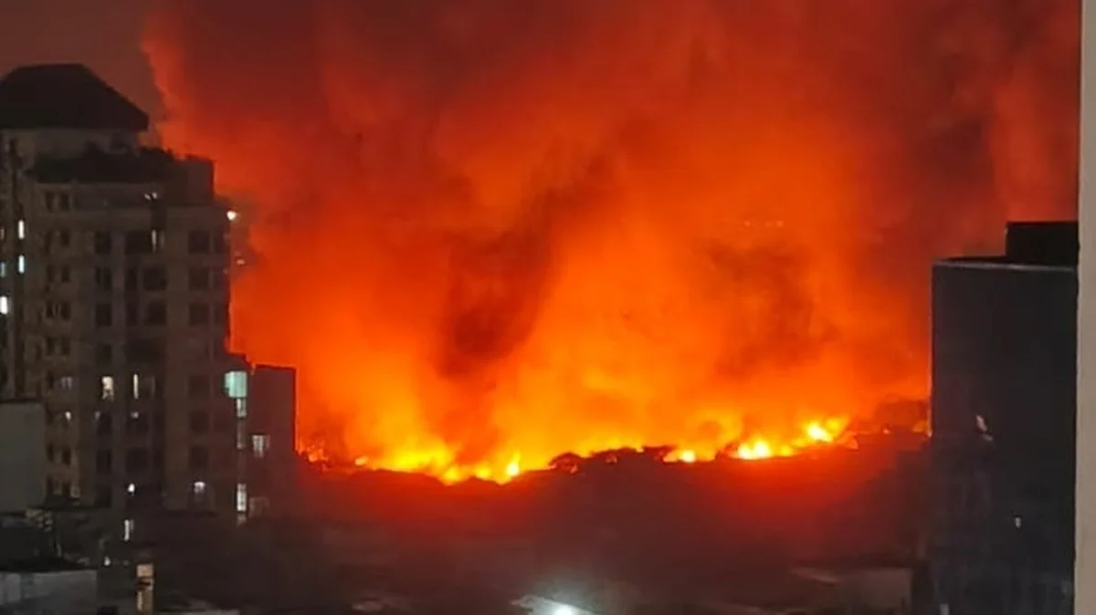 কড়াইল বস্তিতে ১০ বছরে সাতটি বড় আগুন