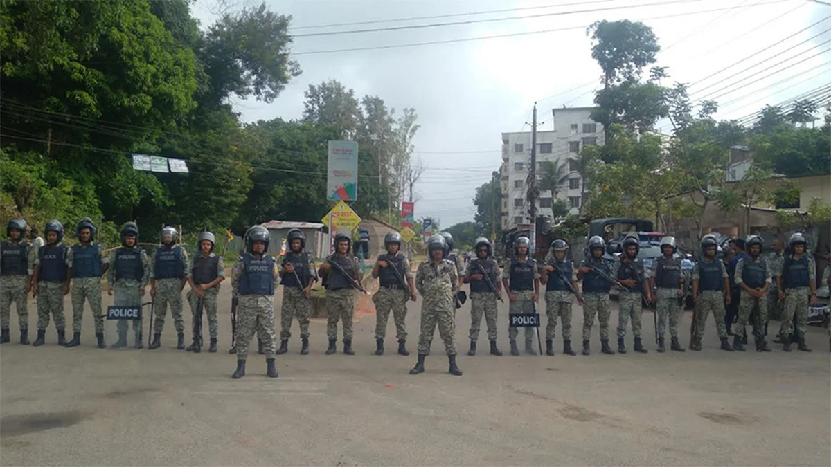খাগড়াছড়িতে ধর্ষণের প্রতিবাদকে কেন্দ্র করে সংঘর্ষ: ১৪৪ ধারা জারি, পর্যটকদের দুর্ভোগ