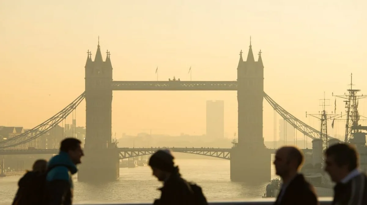 লন্ডনে কর্মহীন প্রায় ৪০ শতাংশ বাংলাদেশি ও পাকিস্তানি