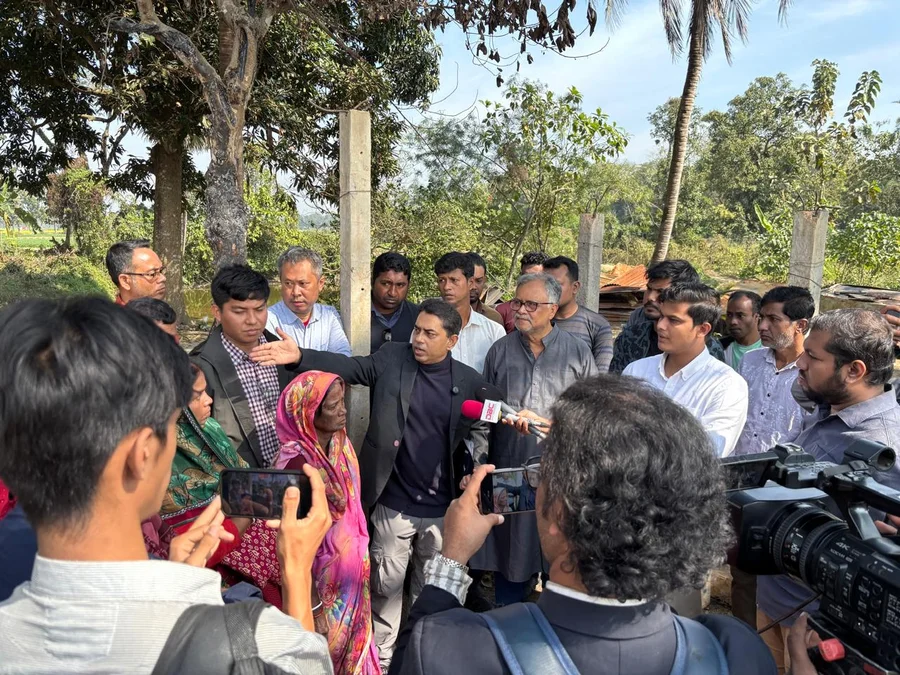 ঘটনাস্থল পরিদর্শনে নাগরিক প্রতিনিধিদল, নিরাপত্তা ও ক্ষতিপূরণের দাবি