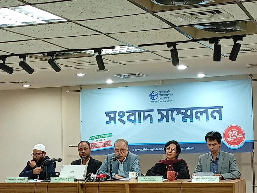 সংবাদকর্মীদের তুলে নেওয়া মুক্ত গণমাধ্যমের জন্য ‘ভীতিমূলক দৃষ্টান্ত’