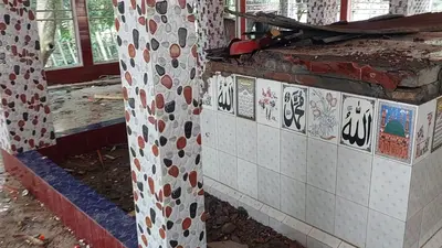 কুমিল্লায় ধর্মীয় উত্তেজনায় ৪ মাজারে হামলা ও অগ্নিসংযোগ, গ্রেপ্তার ১