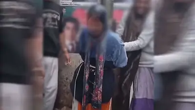 ঢাকায় বৈদ্যুতিক খুঁটির সঙ্গে বেঁধে নারী নির্যাতন