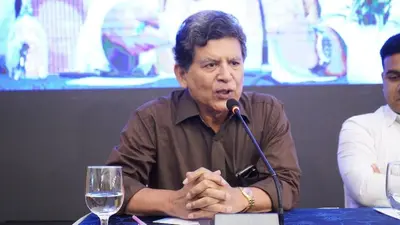 সংস্কার উদ্যোগ যমুনার দেয়ালে আটকে আছেঃ হোসেন জিল্লুর