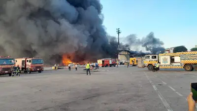শাহজালাল বিমানবন্দরের কার্গো ভিলেজে ভয়াবহ আগুন: নিয়ন্ত্রণে ৩৭ ইউনিট, আহত ১৫ আনসার সদস্য
