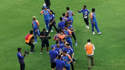 কম রানের রোমাঞ্চকর ফাইনালে পাকিস্তানকে হারিয়ে এশিয়া কাপের মুকুট ভারতের