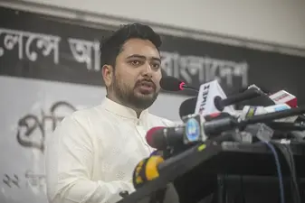 প্রথম আলো–ডেইলি স্টারে হামলায় সরকারের ভেতরের অংশ জড়িত: নাহিদ ইসলাম